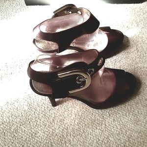Nina- Chocolate Brown 4" Heel. Platform. Ankle Strap. Size 7 M.